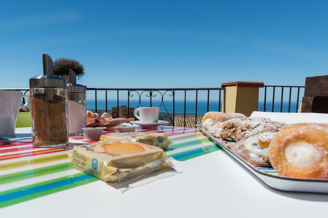 La Terrazza Di Girgenti Bed & Breakfast Agrigento Bagian luar foto