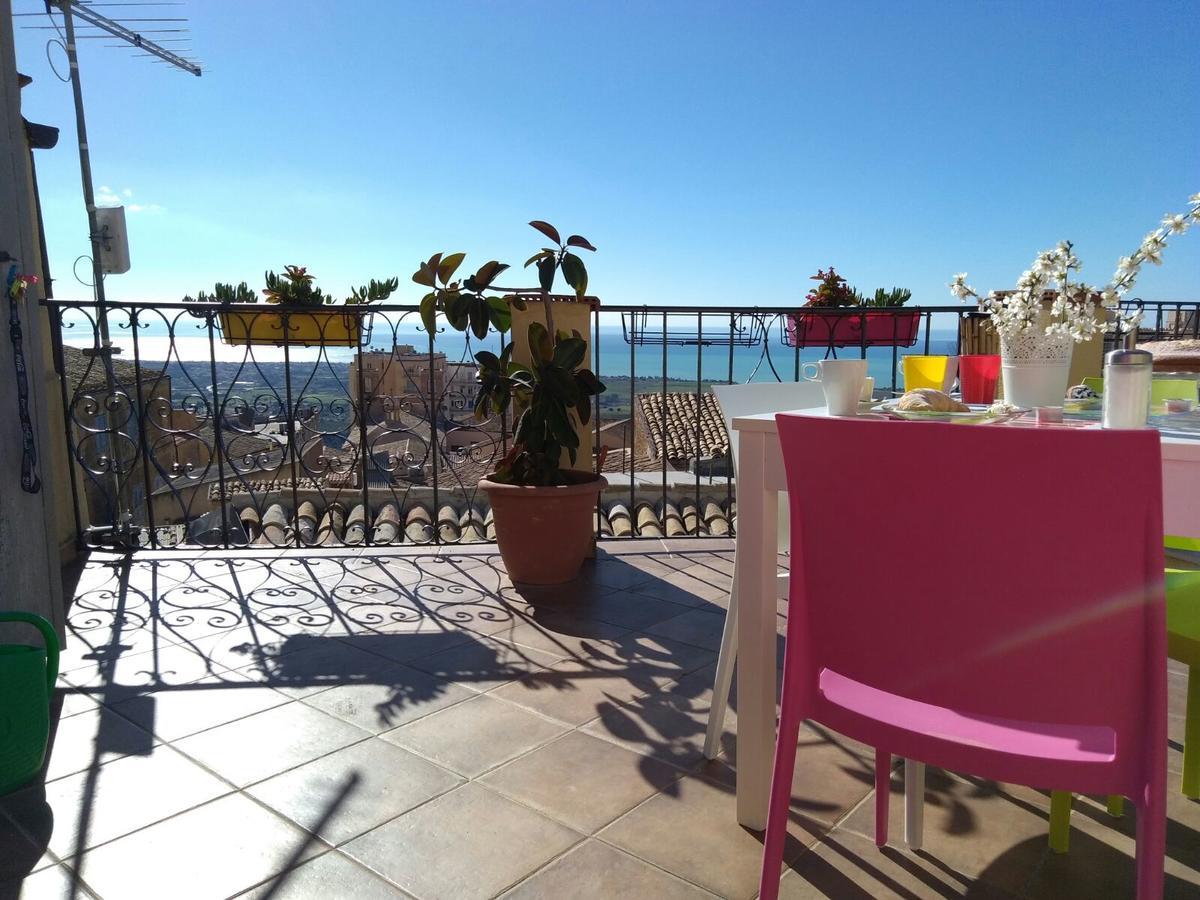 La Terrazza Di Girgenti Bed & Breakfast Agrigento Bagian luar foto